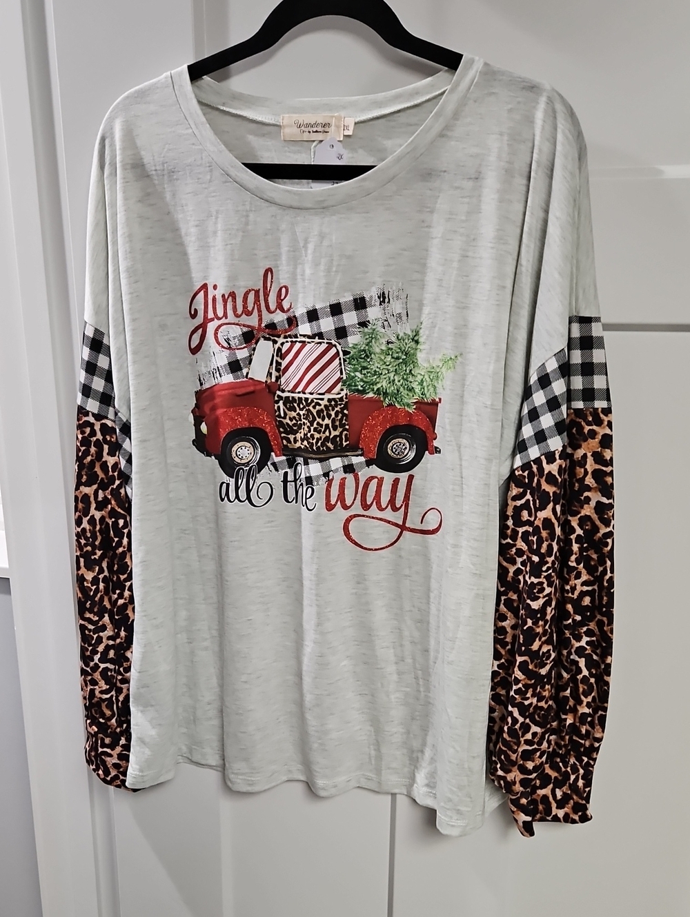 Women’s 'Jingle All The Way' Long Sleeve Graphic Tee - Red/Leopard